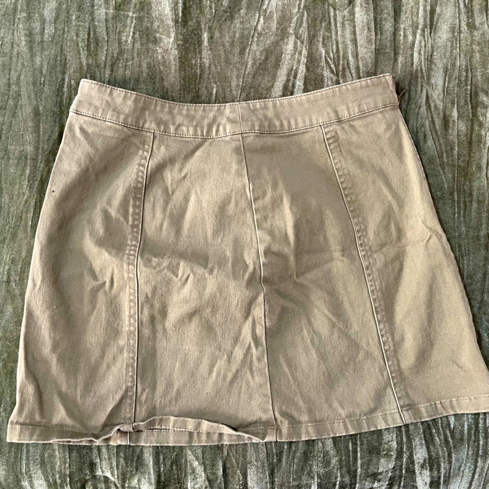 Cute green mini skirt